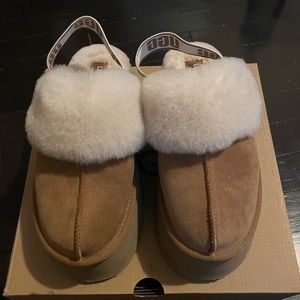Ugg Platform Slides